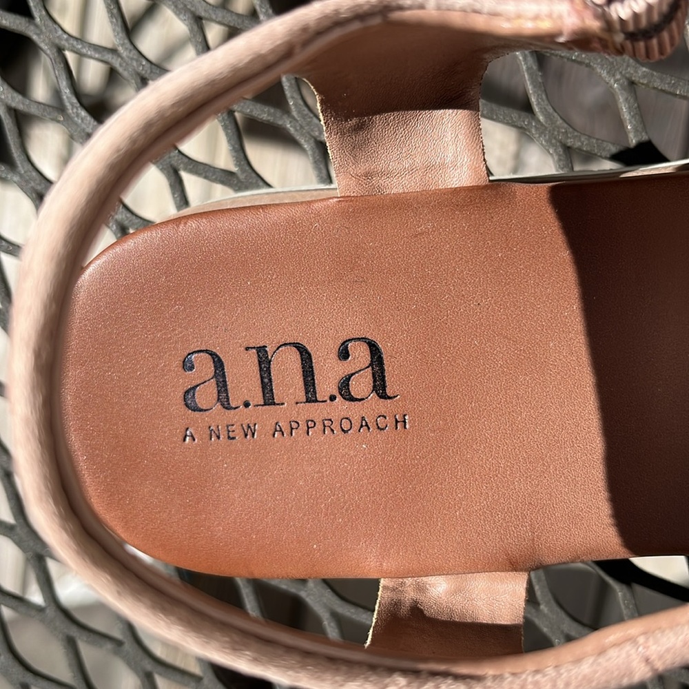 a.n.a. Sandals - Picture 4 of 6